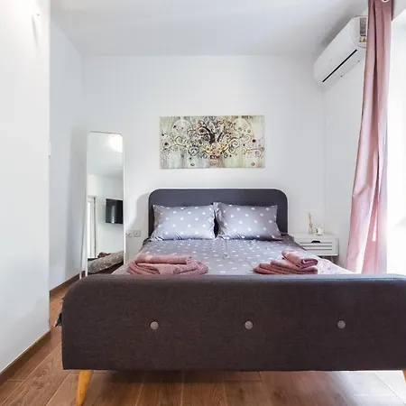 - 50 Meters From Sea Apartament *